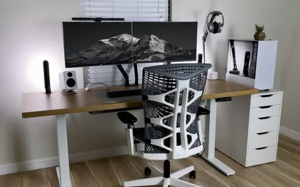 НАЧАЛО furniture store home office furniture setups img 2